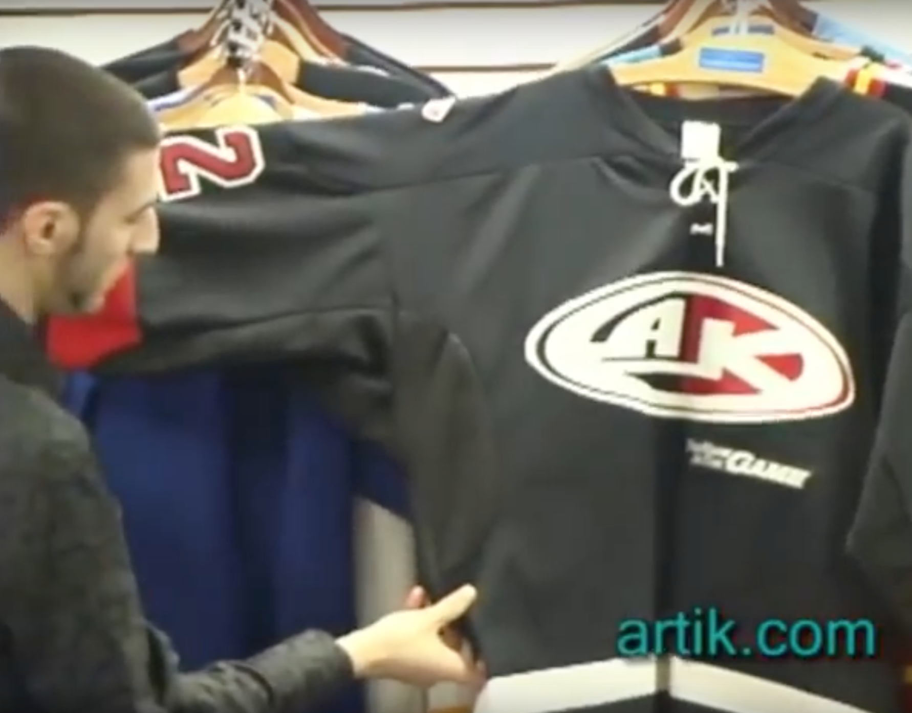 Tips for Ordering Hockey Jerseys and Sport Team Uniforms